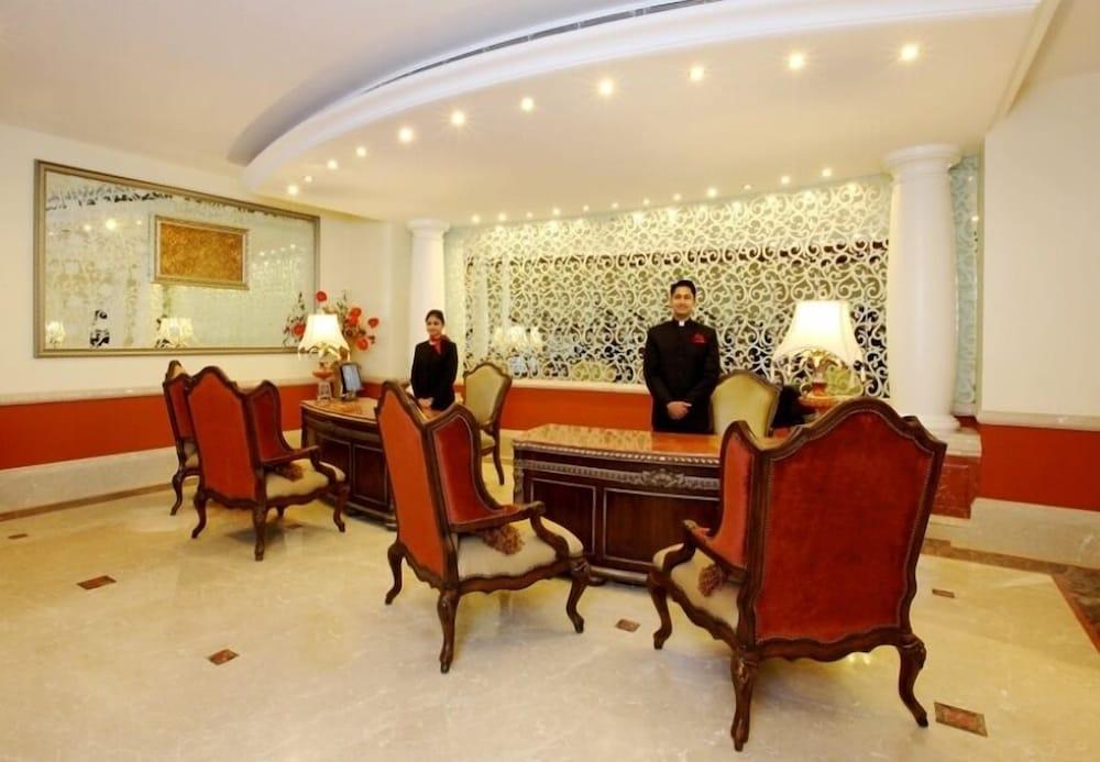 Hotel Tuli Imperial à Nagpur Extérieur photo