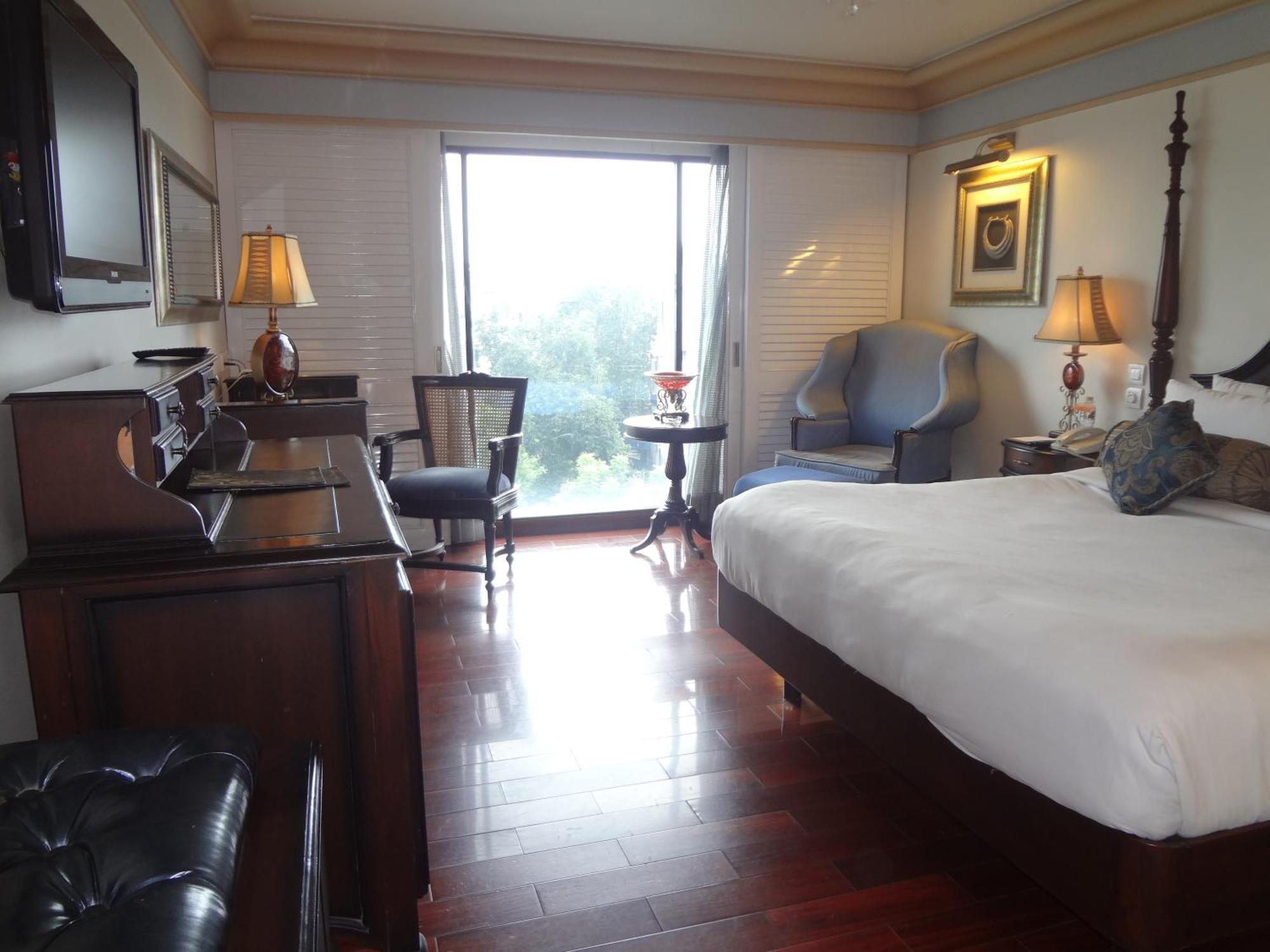 Hotel Tuli Imperial à Nagpur Extérieur photo