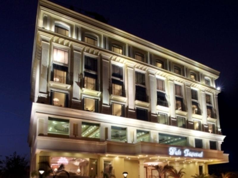 Hotel Tuli Imperial à Nagpur Extérieur photo