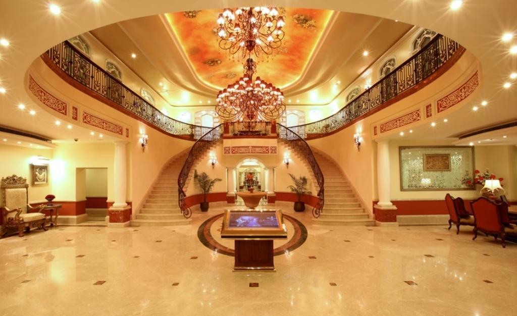 Hotel Tuli Imperial à Nagpur Extérieur photo