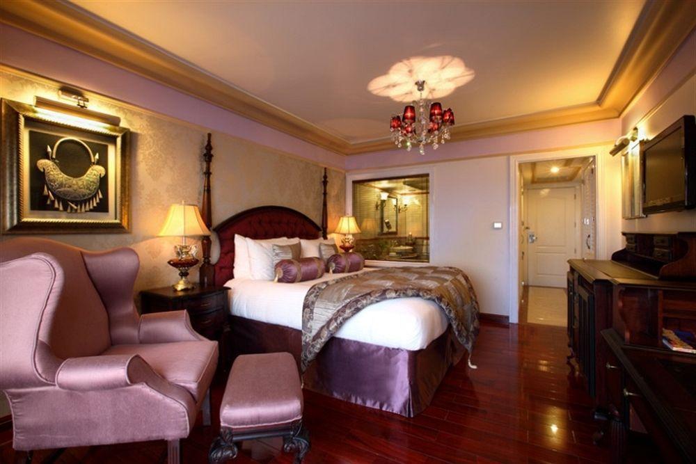 Hotel Tuli Imperial à Nagpur Extérieur photo