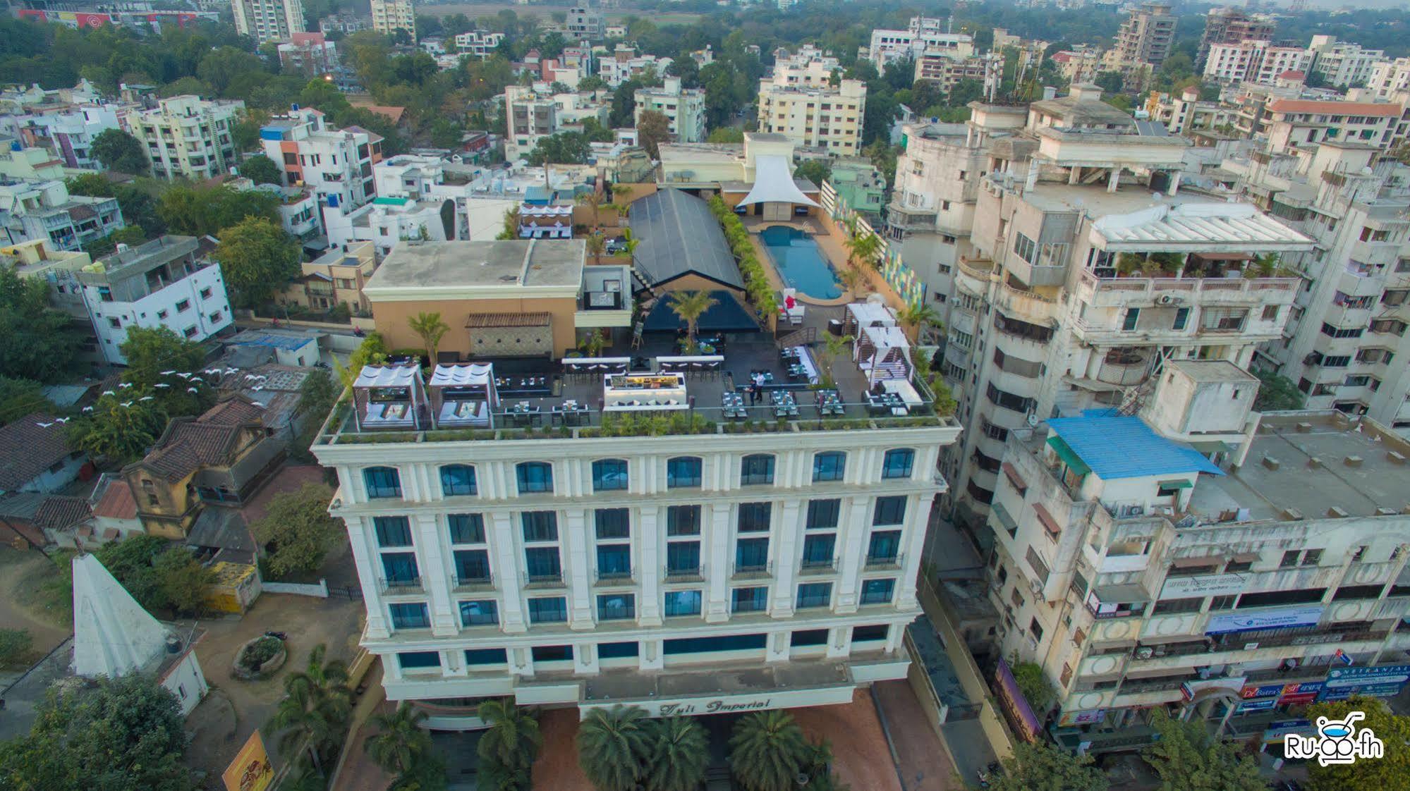 Hotel Tuli Imperial à Nagpur Extérieur photo
